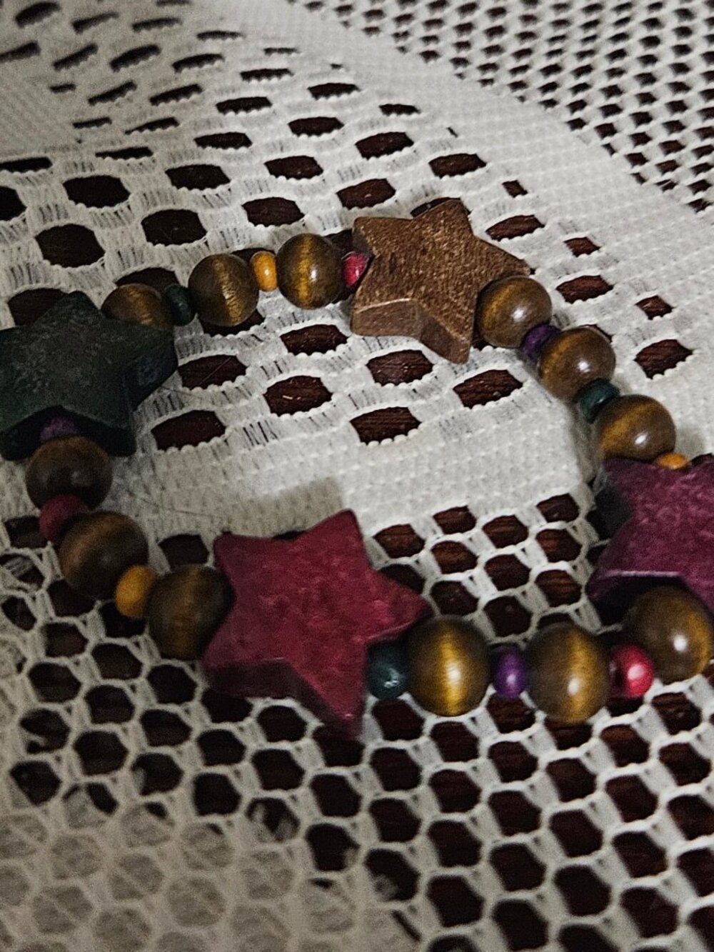 Size 6 Wood Beaded Star Stretchy Bracelet